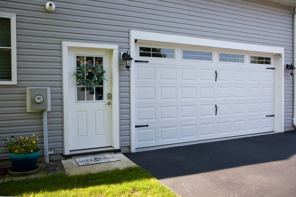 24/7 Emergency Garage Door Roller Replacement experts in Countryside, VA